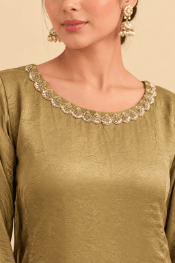 Golden crush kurta set view 2